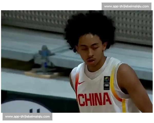 郇斯楠 20 分钟 5 帽!护框如铁闸引爆全场