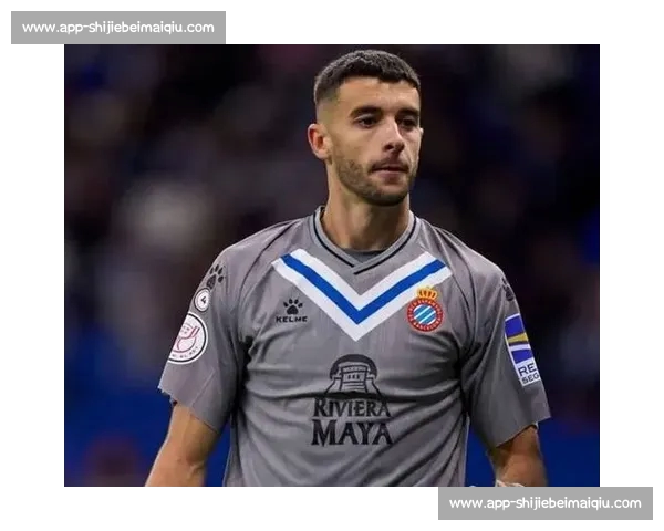 霍安 - 加西亚：巴萨新防线的沉默领袖